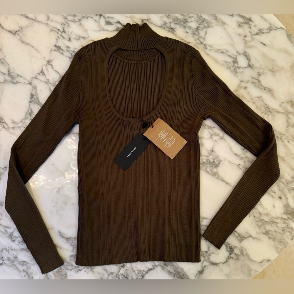 NWT Vero Moda Ribbed Turtleneck Sweater in Olive Cut Out Back Medium